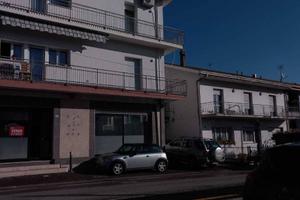 Attività / Licenza di 98 m² con 1 locale a Riccion