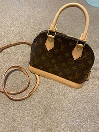 Borsa nuova in pelle con  tracolla bb