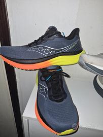 3. Pizzi .Saucony Triumph 23