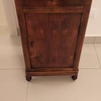 Comodino d'epoca 