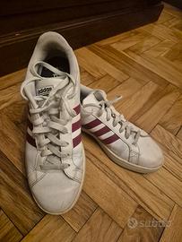 Scarpe ADIDAS n. 44