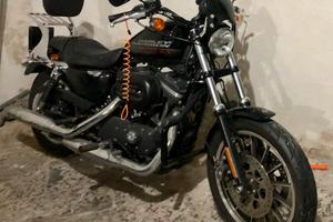 Harley Davidson Sportster 883 Roadster Nera