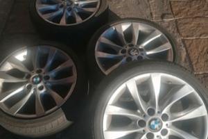 Cerchi bmw 18 gommati