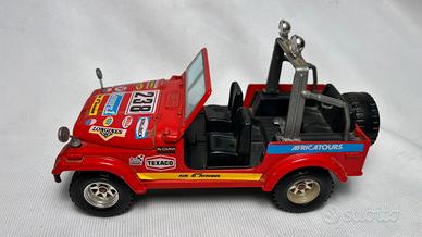 Burago 1/24 Jeep CJ-7 Africatours #238