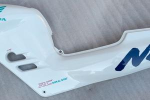 83610-KY4-640ZB Coperchio lat. sx Honda NSR 125 F