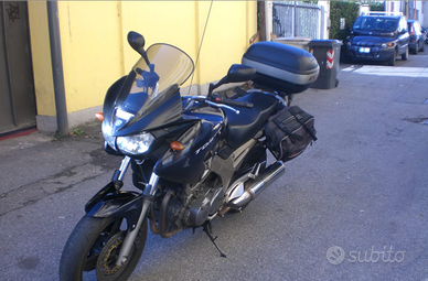 Moto da viaggio TDM 900 YAMAHA