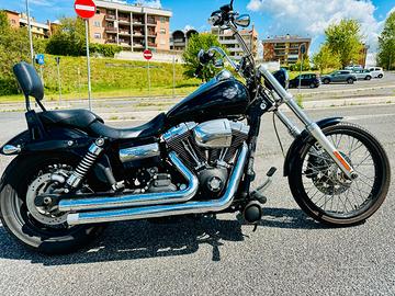 HARLEY DAVIDSON Wide Glide FXDWG (2011)
