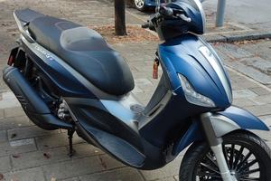 beverly 300 s