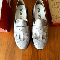 Scarpe Wonders nuove