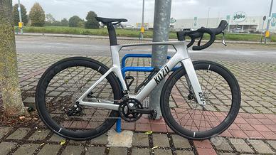 Bici da corsa Full Carbon T800 • Ed. Limitata