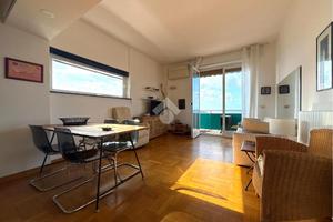 2 LOCALI A CHIAVARI