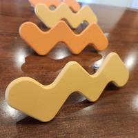 Maniglie mondo camerette bambini arancio e giallo