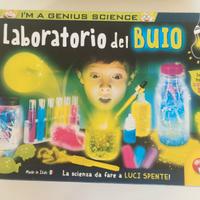 Laboratorio del buio. Lisciani