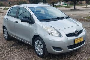 TOYOTA YARIS -CONSUMI RIDOTTI-UNICO PROPRIETARIO