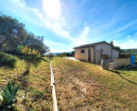 Annesso agricolo vista mare