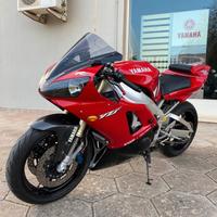 Yamaha YZF R1 - 2001