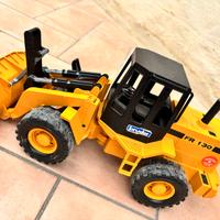 Scavatore  bruder