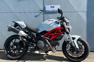 Ducati Monster 796