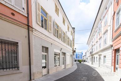 Stabile/Edifico/Palazzo - Gorizia