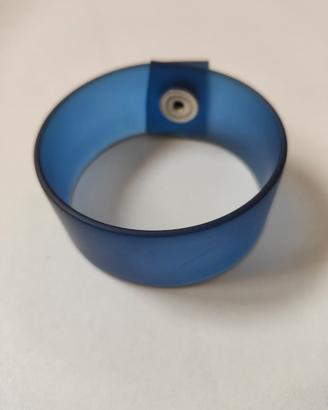 Bracciale in gomma
