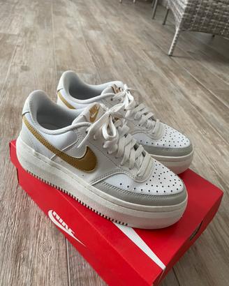 Nike court vision alta