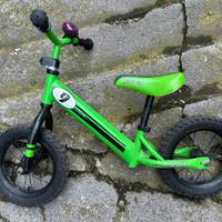 Bici senza pedali per bambini (2 - 4 anni)