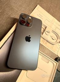 Iphone 15 Pro Max come nuovo!