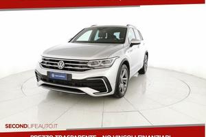 Volkswagen Tiguan 2.0 tdi R-Line 4motion 150c...