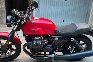 moto guzzi v7 stone  850