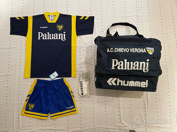 Borsa e completino Chievo Verona Hummel