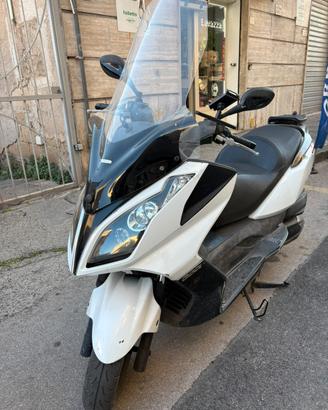 Kymco Downtown 300i