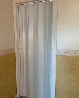 4 Porte a soffietto Bianche complete di guida