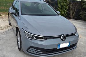 volkswagen golf 8 1.5 metano