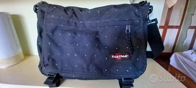 cartella borsa tracolla Eastpak
