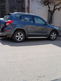 Rav4 2.2 177 cv anno 2009