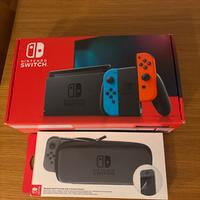 Console Nintendo Switch + Custodia