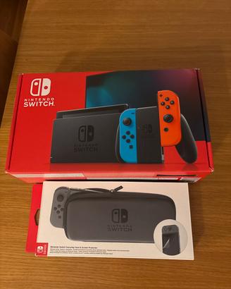 Console Nintendo Switch + Custodia
