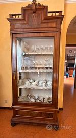 Vetrina/cristalliera antica noce fine’ 800
