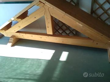 CAPRIATA IN LEGNO RUSTICA.