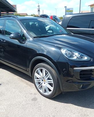Porsche Cayenne 3.0 Diesel Platinum Edition 263CV 