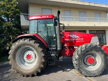 TRATTORE McCORMICK 175