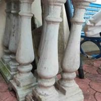 3 balaustre in cemento a due colonne