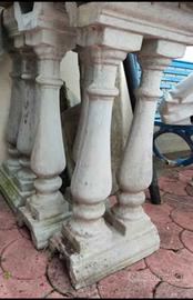 3 balaustre in cemento a due colonne