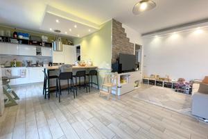 3 LOCALI A CORNAREDO