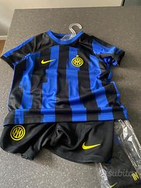 Completo hot sale calcio inter