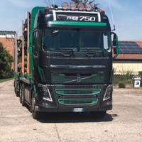 Volvo fh 16 con gru + rimorchio