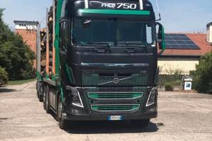 Volvo fh 16 con gru + rimorchio