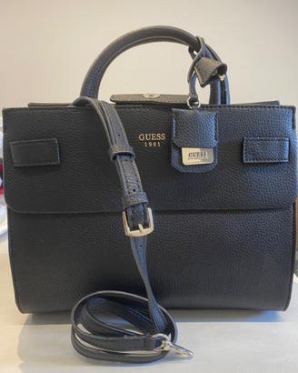 Borsa nera GUESS nuova