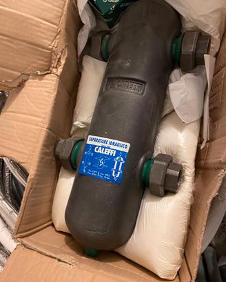 Separatore idraulico caleffi