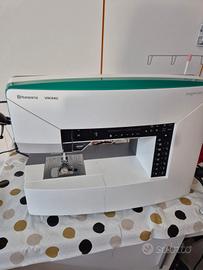 ricamatrice HUSQVARNA VIKING Designer Jade 35